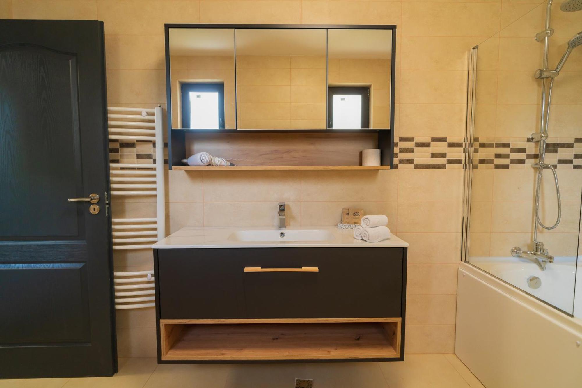 Ndl Apartaments Kluż-Napoka Zewnętrze zdjęcie